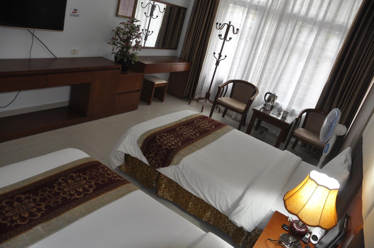 Cong Doan Mong Cai Hotel Quảng Ninh Exterior foto