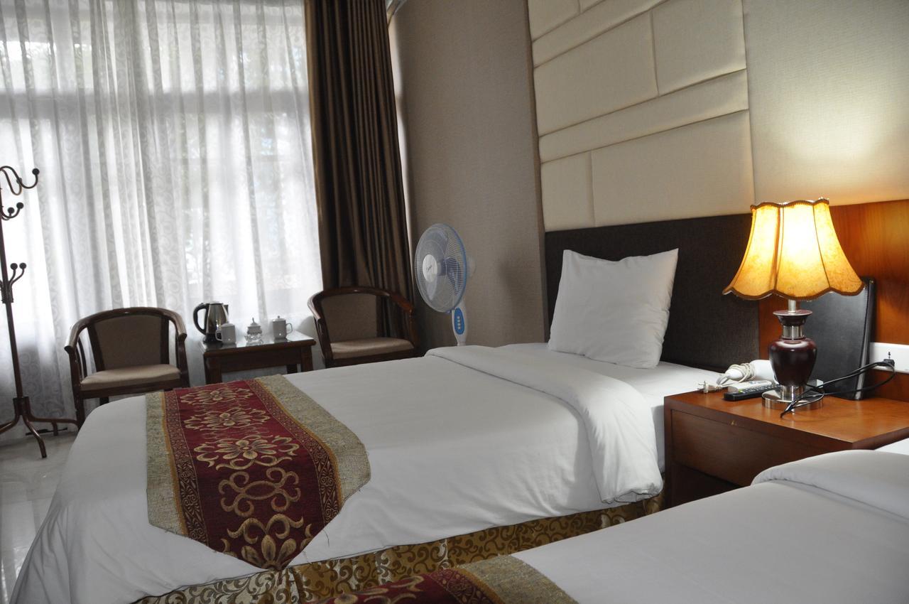Cong Doan Mong Cai Hotel Quảng Ninh Exterior foto