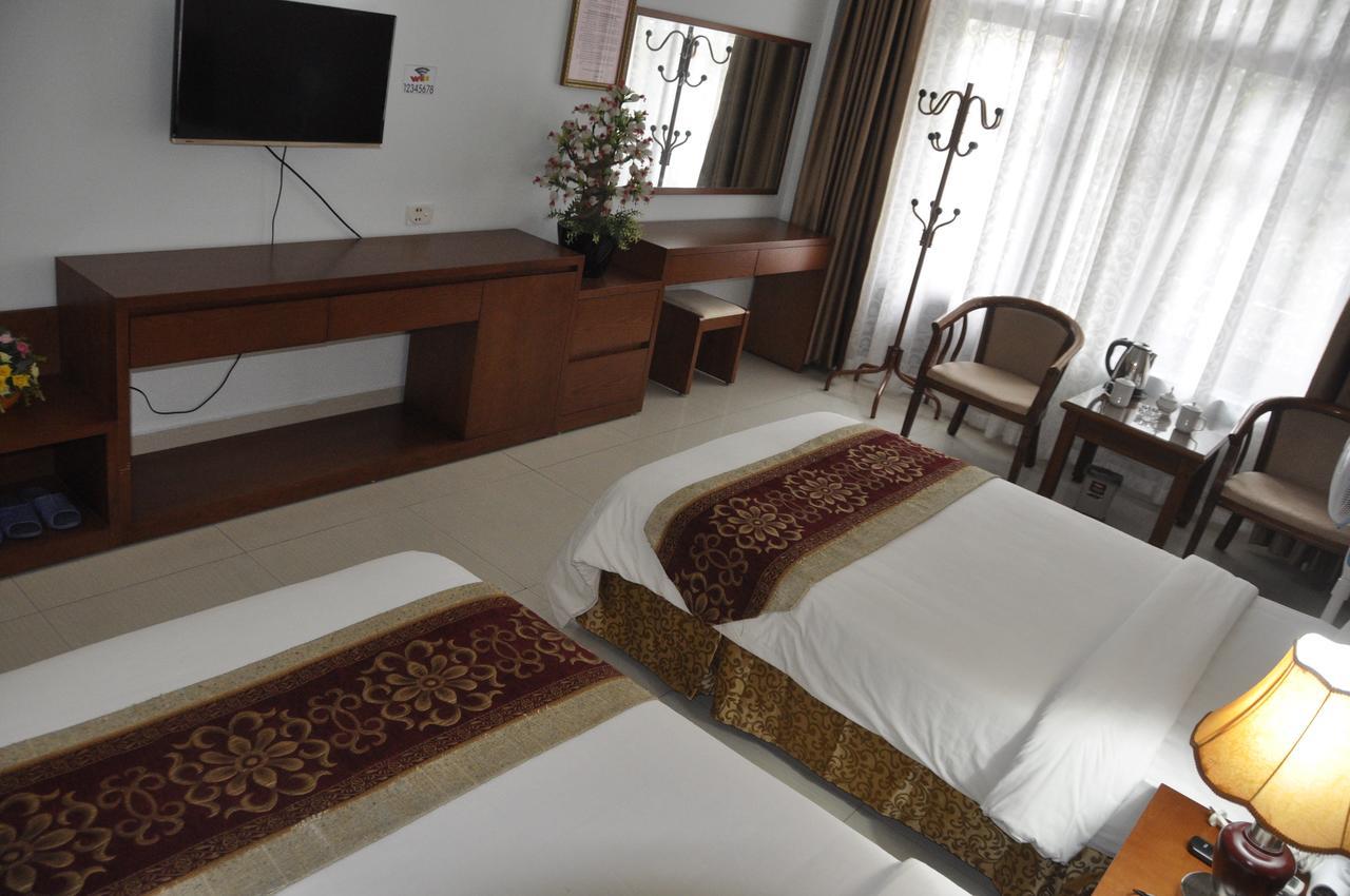 Cong Doan Mong Cai Hotel Quảng Ninh Exterior foto