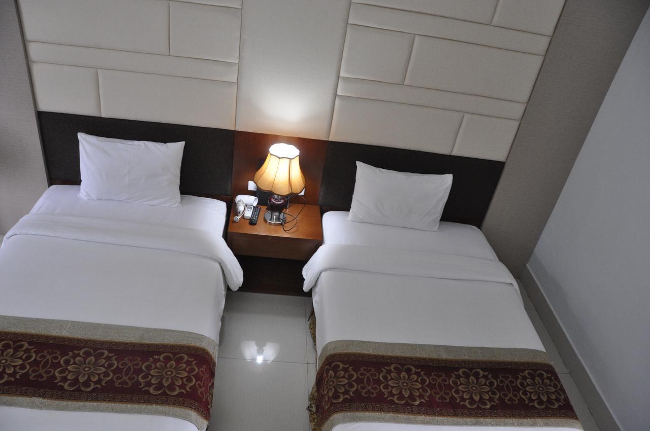 Cong Doan Mong Cai Hotel Quảng Ninh Exterior foto